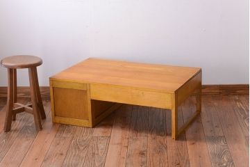 レトロ家具　昭和レトロ　シンプルで小さなアンティーク片袖机(文机)