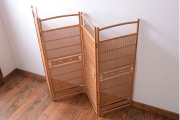 アンティーク雑貨　 和製アンティーク　明るい木の色の和風衝立て(パーテーション)