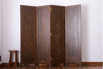 中古　民芸家具　彫刻が魅力的な上質の衝立て(パーテーション)