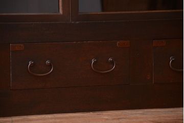 アンティーク家具　和製アンティーク　特大サイズ!前面檜材の高級重ね収納戸棚