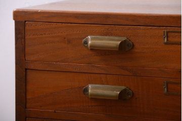 アンティーク家具　和製アンティーク　ネームプレート付き!古い栗材の高級小引き出し