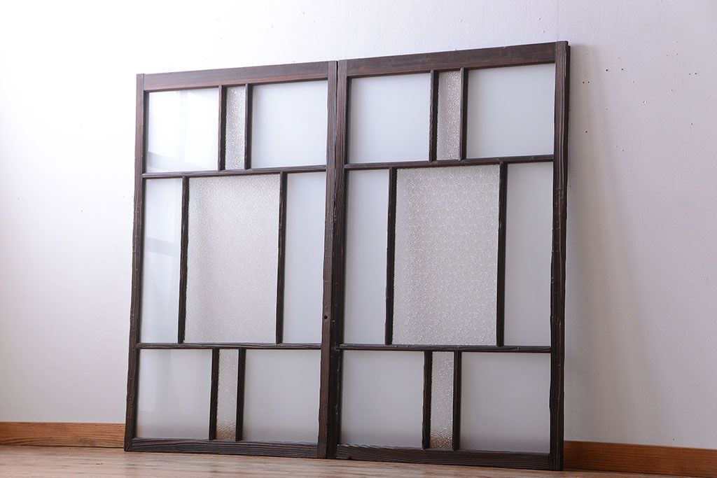 アンティーク　ダイヤガラス入りガラス戸2枚セット(窓)