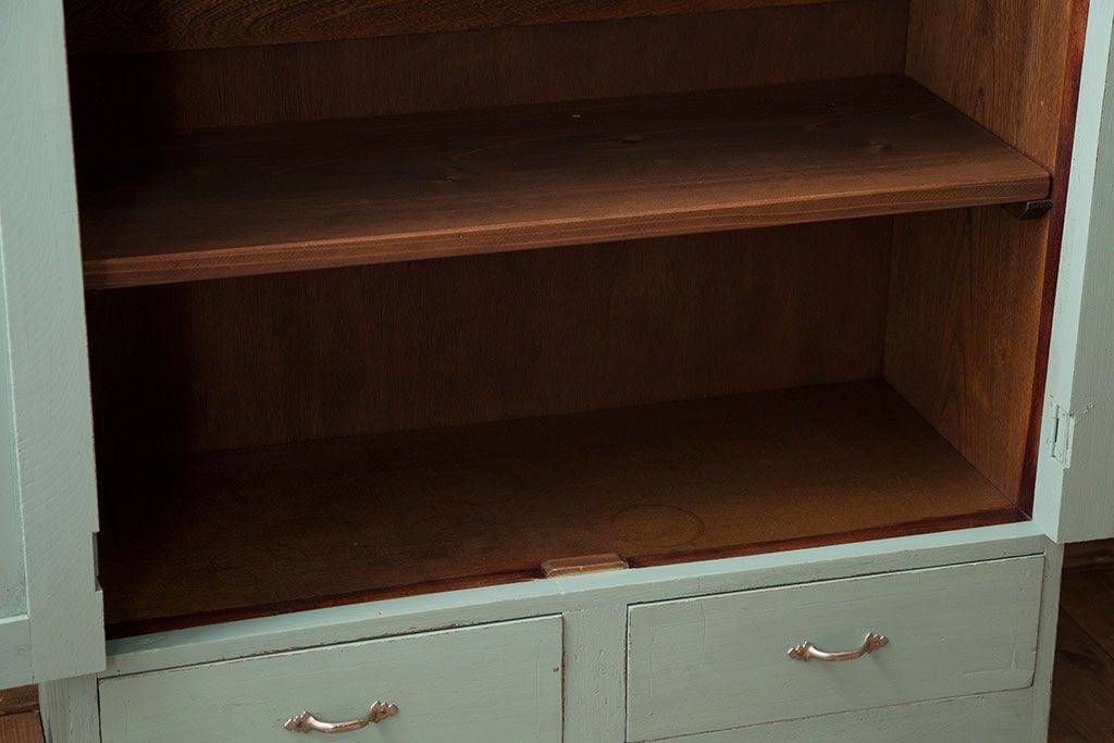 アンティーク家具　アンティークペイント　ダイヤガラス入りブックケース(本箱)