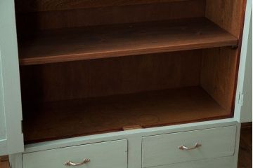 アンティーク家具　アンティークペイント　ダイヤガラス入りブックケース(本箱)