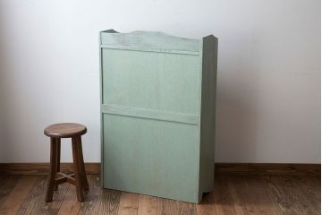 アンティーク家具　アンティークペイント　ダイヤガラス入りブックケース(本箱)