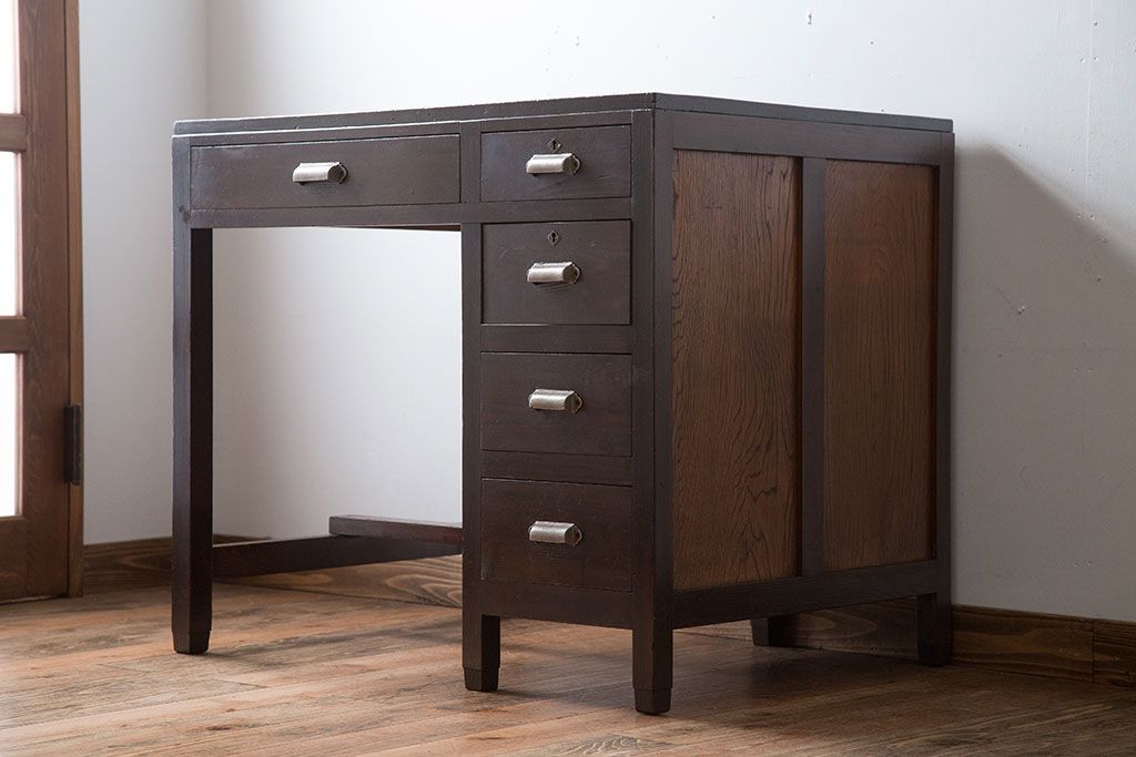 アンティーク家具　和製アンティーク　古い木製の小さな片袖机(デスク)