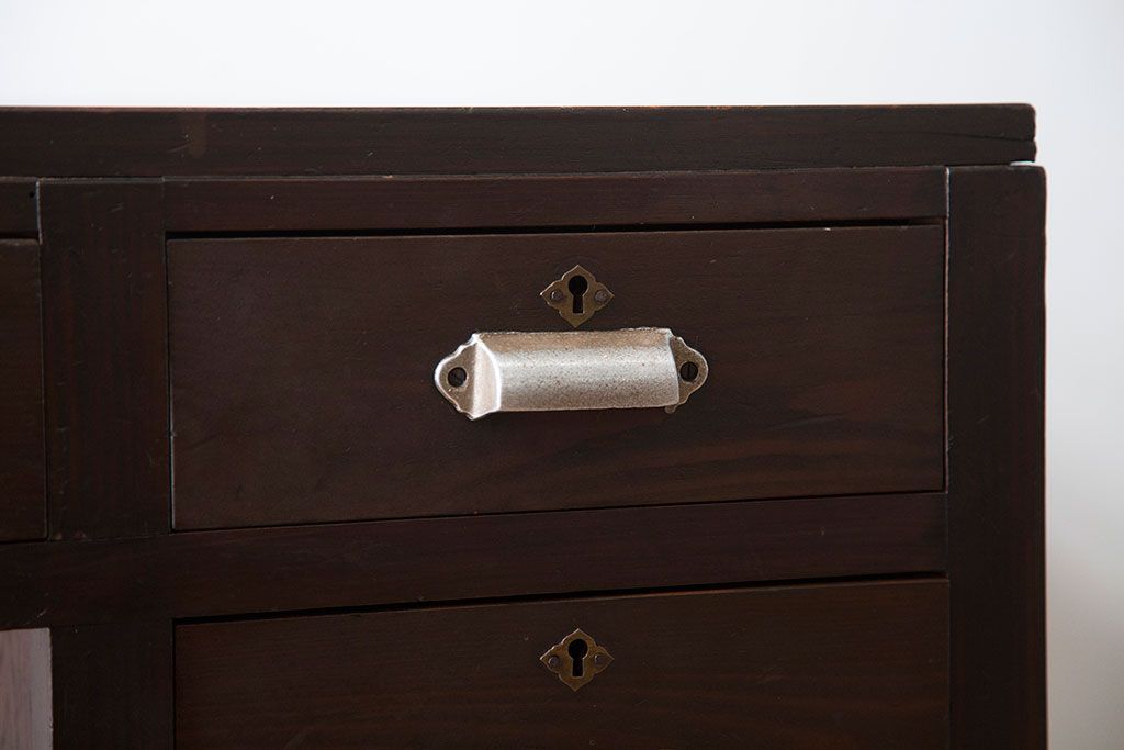 アンティーク家具　和製アンティーク　古い木製の小さな片袖机(デスク)