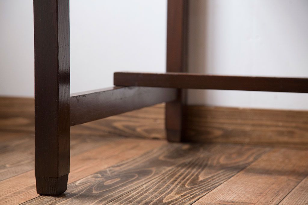 アンティーク家具　和製アンティーク　古い木製の小さな片袖机(デスク)