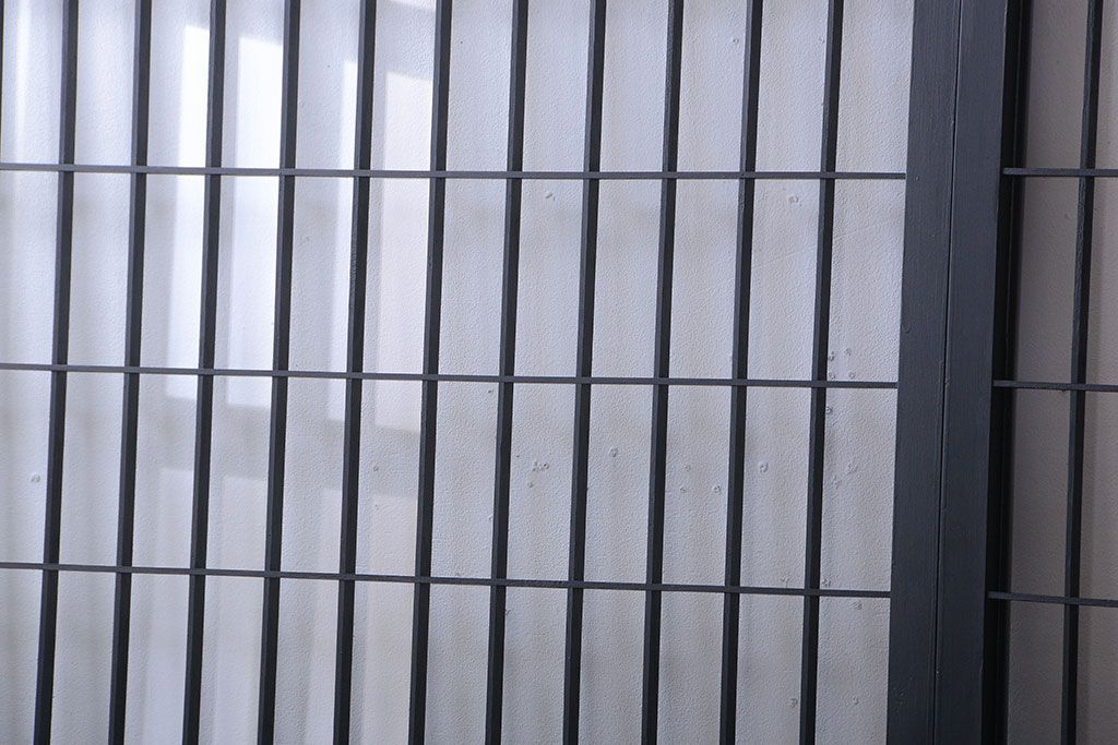 和モダンスタイル　色ガラス入り!艶消しブラックペイントのガラス格子戸4枚セット