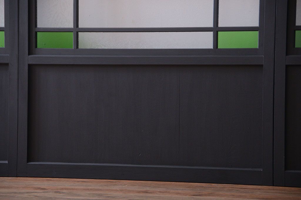 和モダンスタイル　色ガラス入り!艶消しブラックペイントのガラス格子戸4枚セット