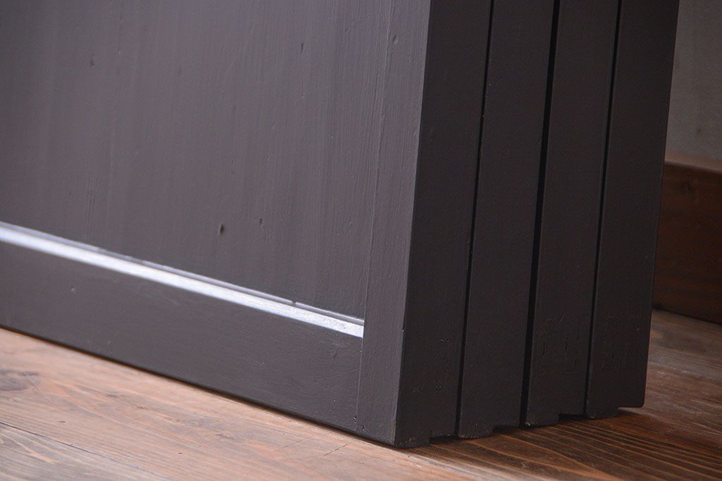 和モダンスタイル　色ガラス入り!艶消しブラックペイントのガラス格子戸4枚セット