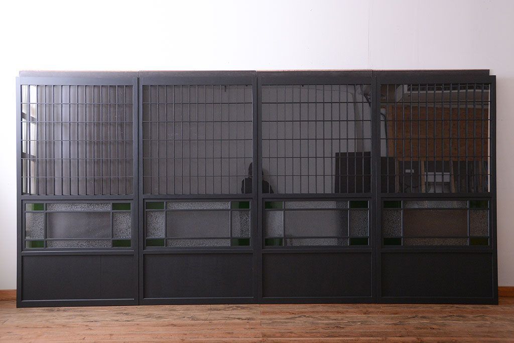 和モダンスタイル　色ガラス入り!艶消しブラックペイントのガラス格子戸4枚セット