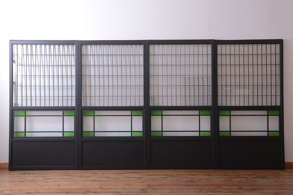 和モダンスタイル　色ガラス入り!艶消しブラックペイントのガラス格子戸4枚セット