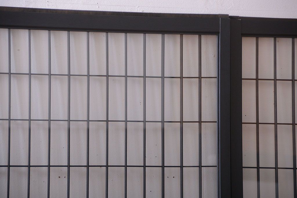 和モダンスタイル　色ガラス入り!艶消しブラックペイントのガラス格子戸4枚セット