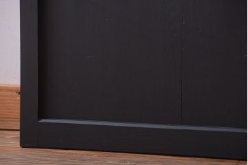 和モダンスタイル　色ガラス入り!艶消しブラックペイントのガラス格子戸