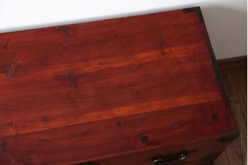 アンティーク家具　古民具・骨董　前面欅材!シンプルな丸金具の重ね箪笥(衣装箪笥)