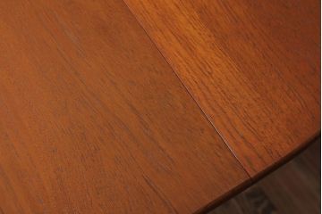 ヴィンテージ家具　北欧ビンテージ　チーク材のエクステンションテーブル(ダイニングテーブル)