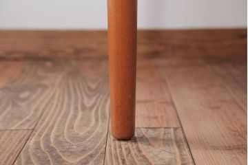 ヴィンテージ家具　北欧ビンテージ　チーク材のエクステンションテーブル(ダイニングテーブル)