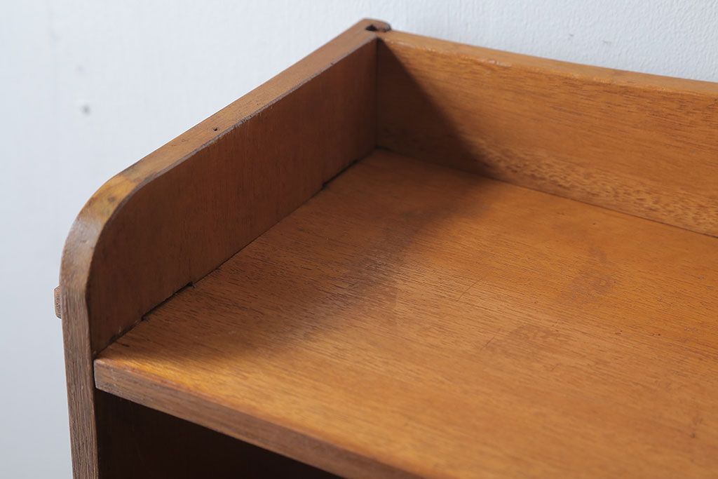 レトロ家具　和製アンティーク　レトロな古い木の楔式本棚(飾り棚)