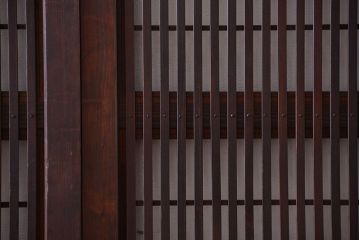 古民具・骨董　すりガラス入り!変わり型格子戸(板戸)