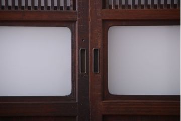 古民具・骨董　すりガラス入り!変わり型格子戸(板戸)