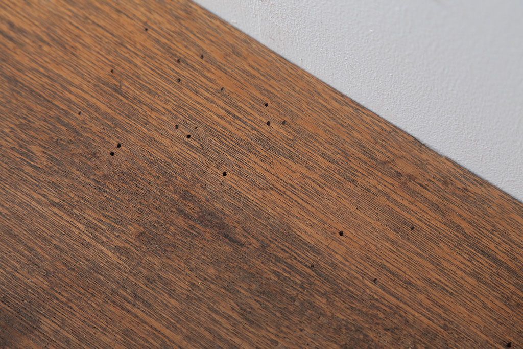 アンティーク家具　インダストリアルデザイン　古い木製のアンティークデスク(作業台)