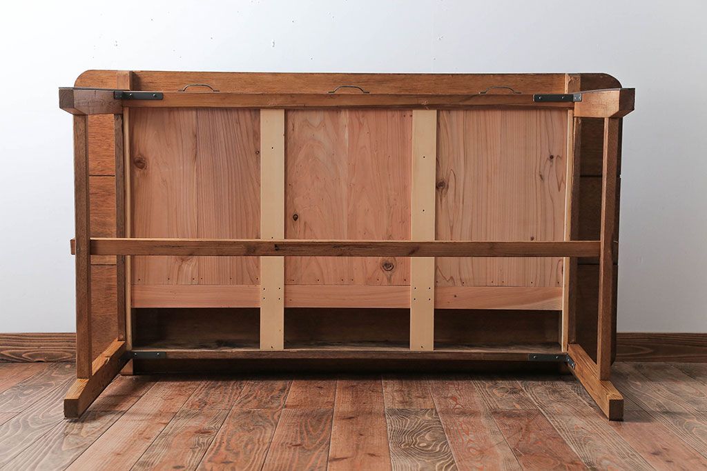 アンティーク家具　インダストリアルデザイン　古い木製のアンティークデスク(作業台)