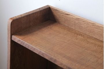 アンティーク家具　和製アンティーク　古い木の味わい深い横型本棚(ブックシェルフ)