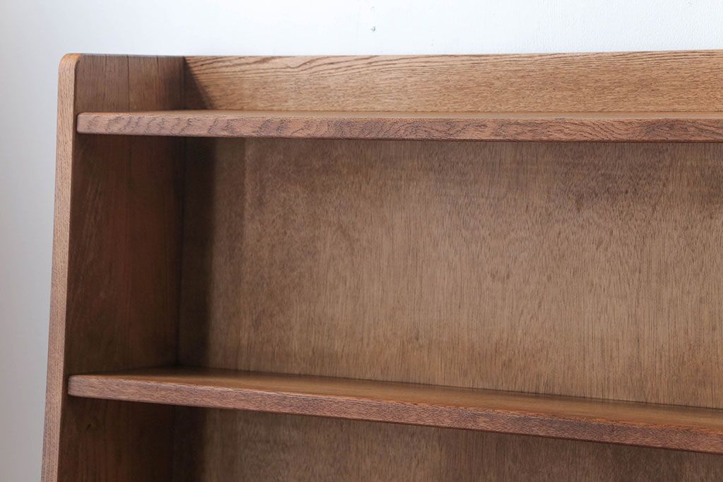 アンティーク家具　和製アンティーク　古い木の味わい深い横型本棚(ブックシェルフ)