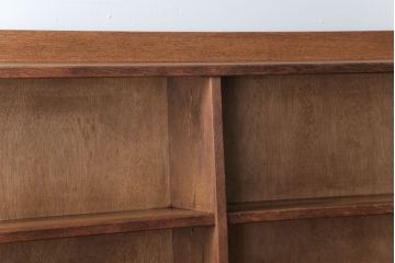 アンティーク家具　和製アンティーク　古い木の味わい深い横型本棚(ブックシェルフ)