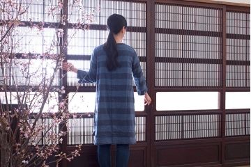 古民具・骨董　腰板欅材!モールガラス入り格子戸4枚セット