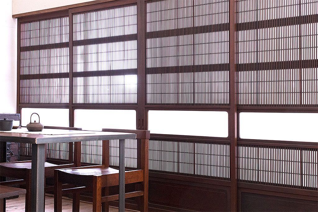 古民具・骨董　腰板欅材!モールガラス入り格子戸4枚セット