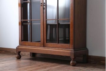 アンティーク家具　イギリスアンティーク　古いオーク材の小ぶりなキャビネット(本箱)