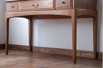 ヴィンテージ家具　イギリスビンテージ　STAG　Minstrel コンソールテーブル