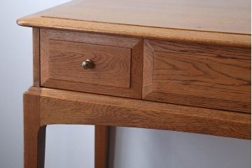 ヴィンテージ家具　イギリスビンテージ　STAG　Minstrel コンソールテーブル