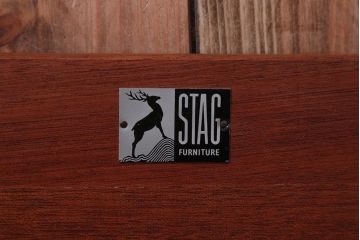 ヴィンテージ家具　イギリスビンテージ　STAG　Minstrel コンソールテーブル