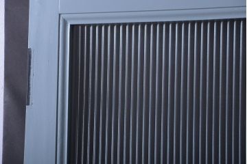 アンティーク　モールガラス入りのおしゃれなペイントドア