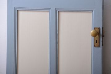 アンティーク　モールガラス入りのおしゃれなペイントドア