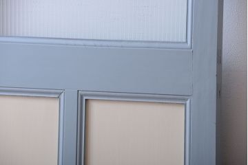 アンティーク　モールガラス入りのおしゃれなペイントドア