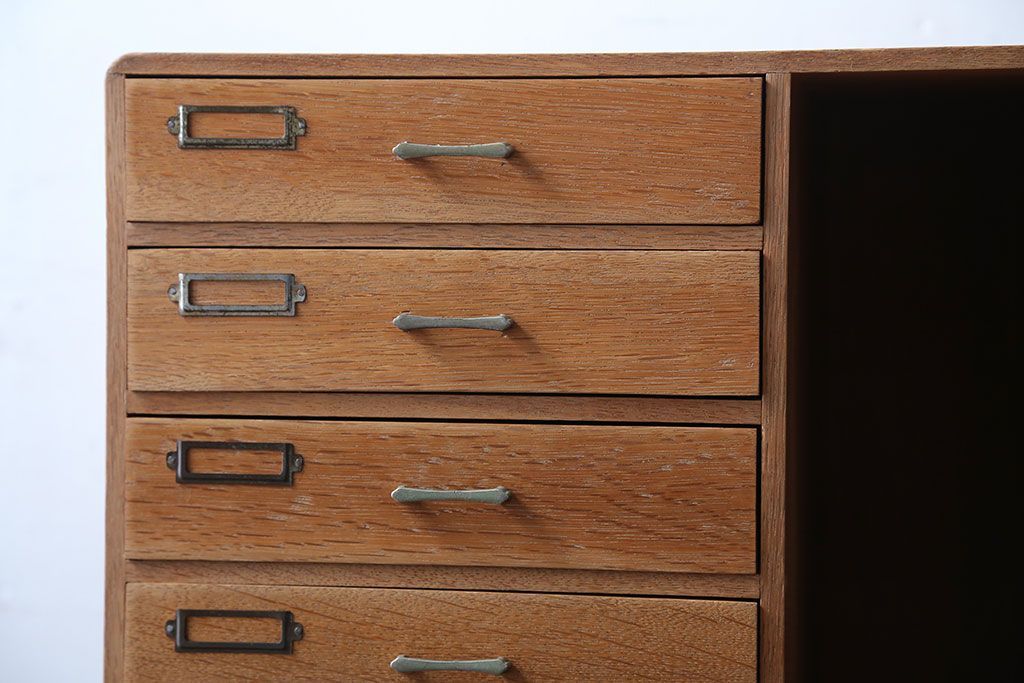 レトロ家具　昭和レトロ　ネームプレート付き!古い木製の書類ケース付き小引き出し