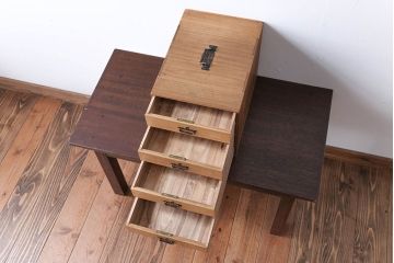 アンティーク家具　古民具・骨董　銅金具・総桐材の高級アンティーク小引き出し