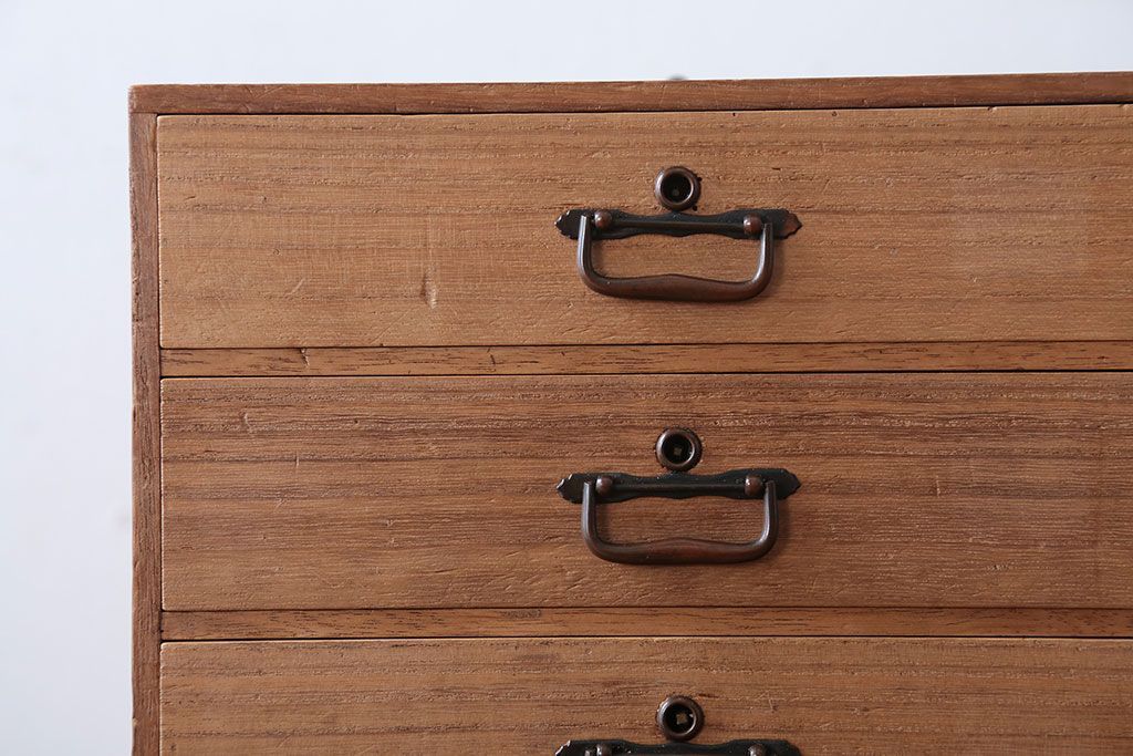 アンティーク家具　古民具・骨董　銅金具・総桐材の高級アンティーク小引き出し