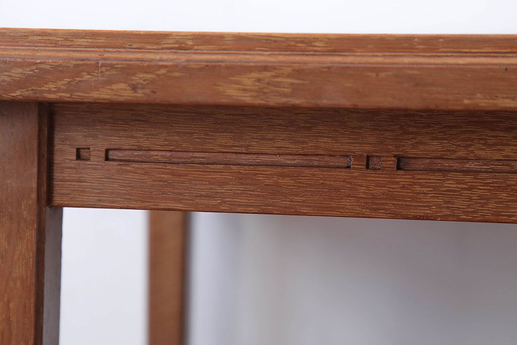 アンティーク家具　和製アンティーク　古いナラ材のサイドテーブル(花台)