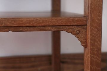 アンティーク家具　和製アンティーク　古いナラ材のサイドテーブル(花台)