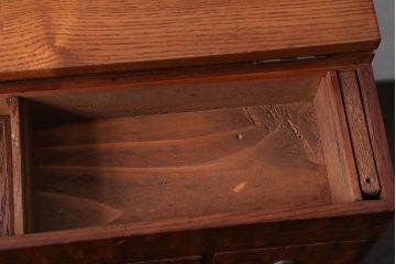 アンティーク雑貨　古民具・骨董　タモ無垢材の小さな針箱(裁縫箱・小引き出し)