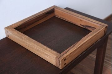 アンティーク雑貨　古民具・骨董　古い黒柿材のアンティーク炉縁