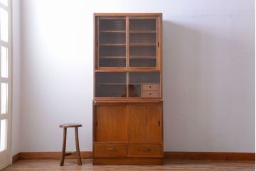レトロ家具　和製アンティーク　背のたかいレトロな作業台付きカップボード(食器棚)