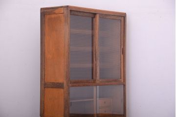レトロ家具　和製アンティーク　背のたかいレトロな作業台付きカップボード(食器棚)