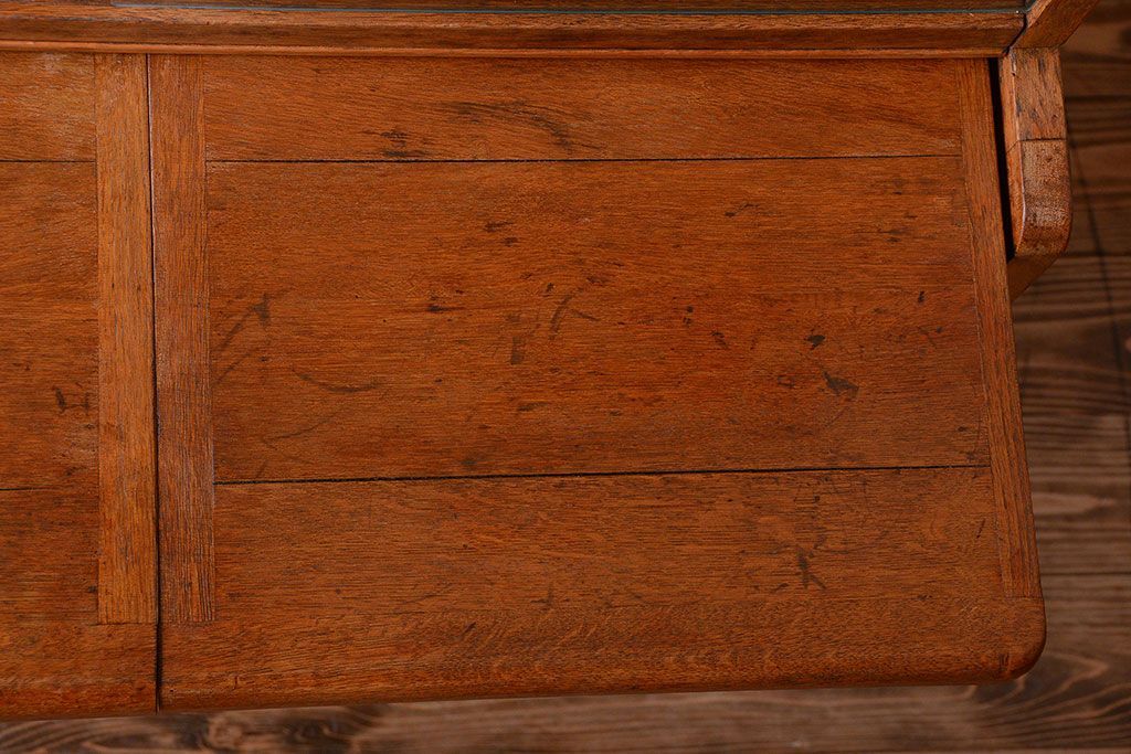 レトロ家具　和製アンティーク　背のたかいレトロな作業台付きカップボード(食器棚)