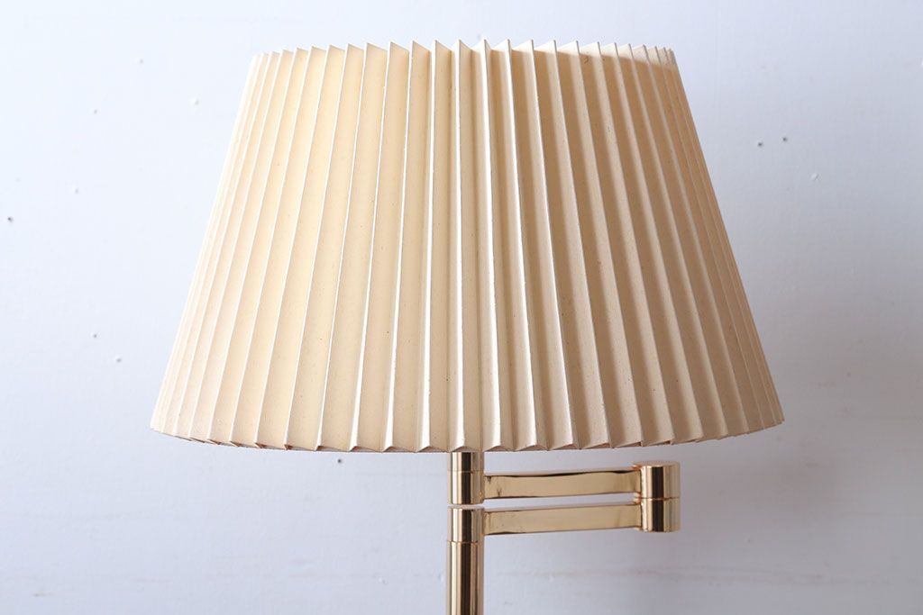 ヤマギワ フロアスタンド 木製（オーク？）と金属 ヤマギワ